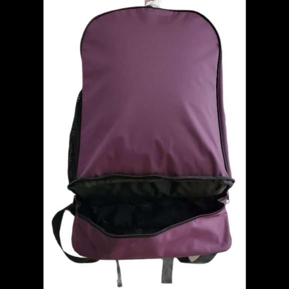 Backpack - Picture 3 of 5